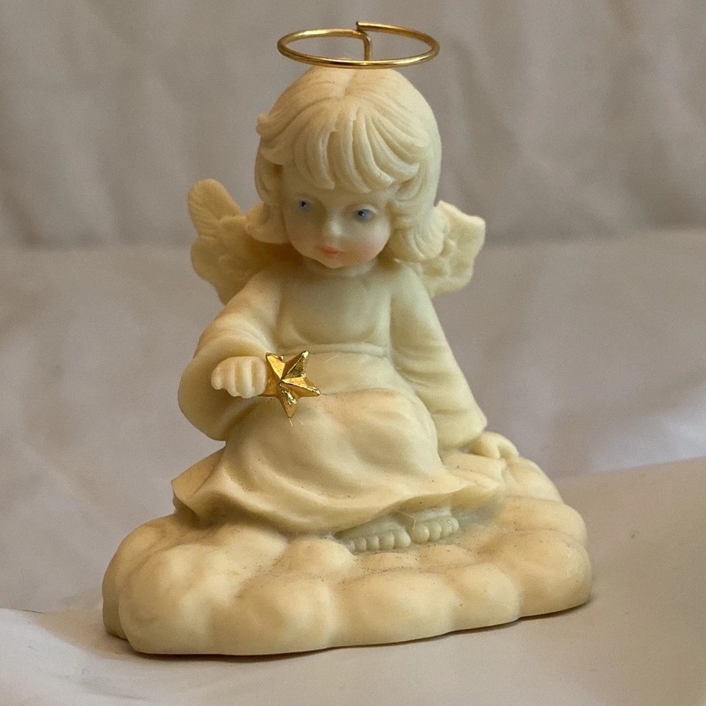 Vintage Studio Collection‎ Heavenly Angel Figurine Tom Rubel 1994 Sweet Memories